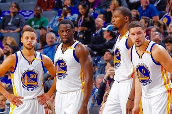 勇士王朝的主要创造者是谁?